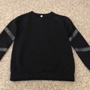 Lululemon sweatshirt